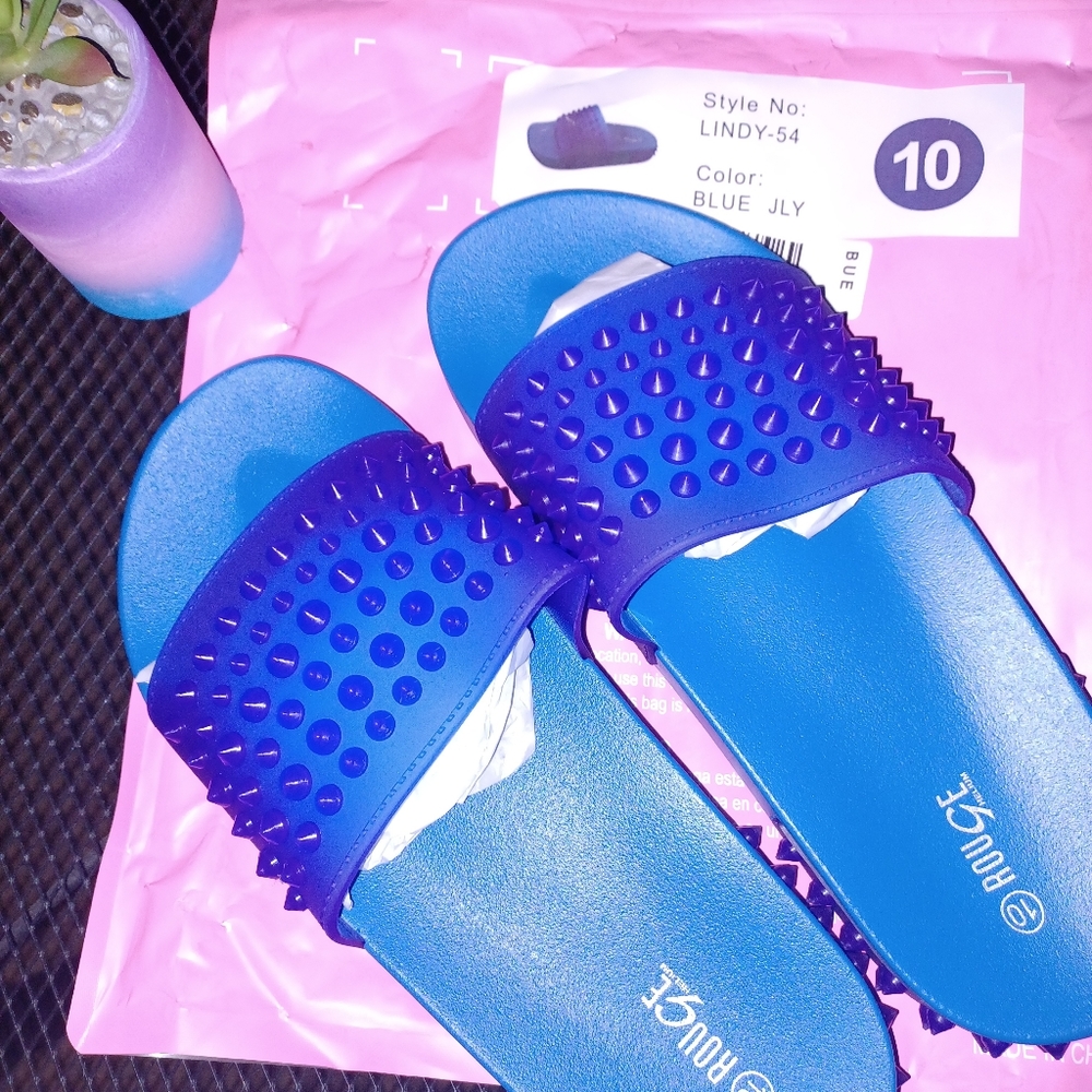 Slippers